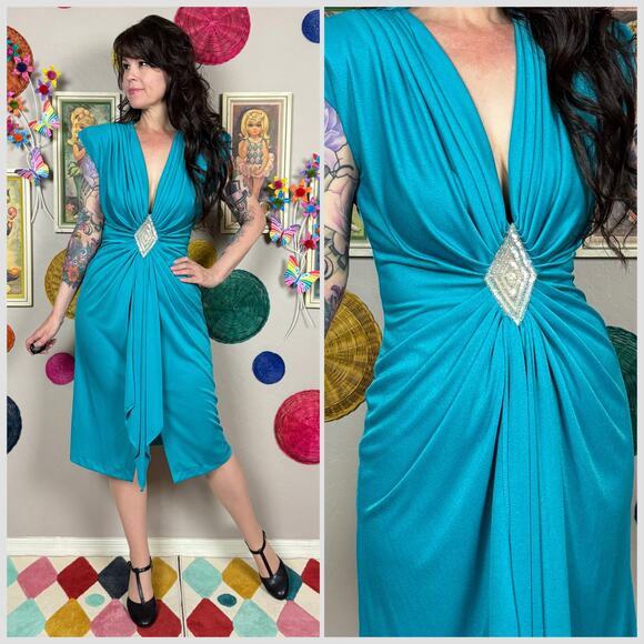 Vintage 1970s Teal Sleeveless Ruched Mini Cocktail Disco Dress - Picture 1 of 8